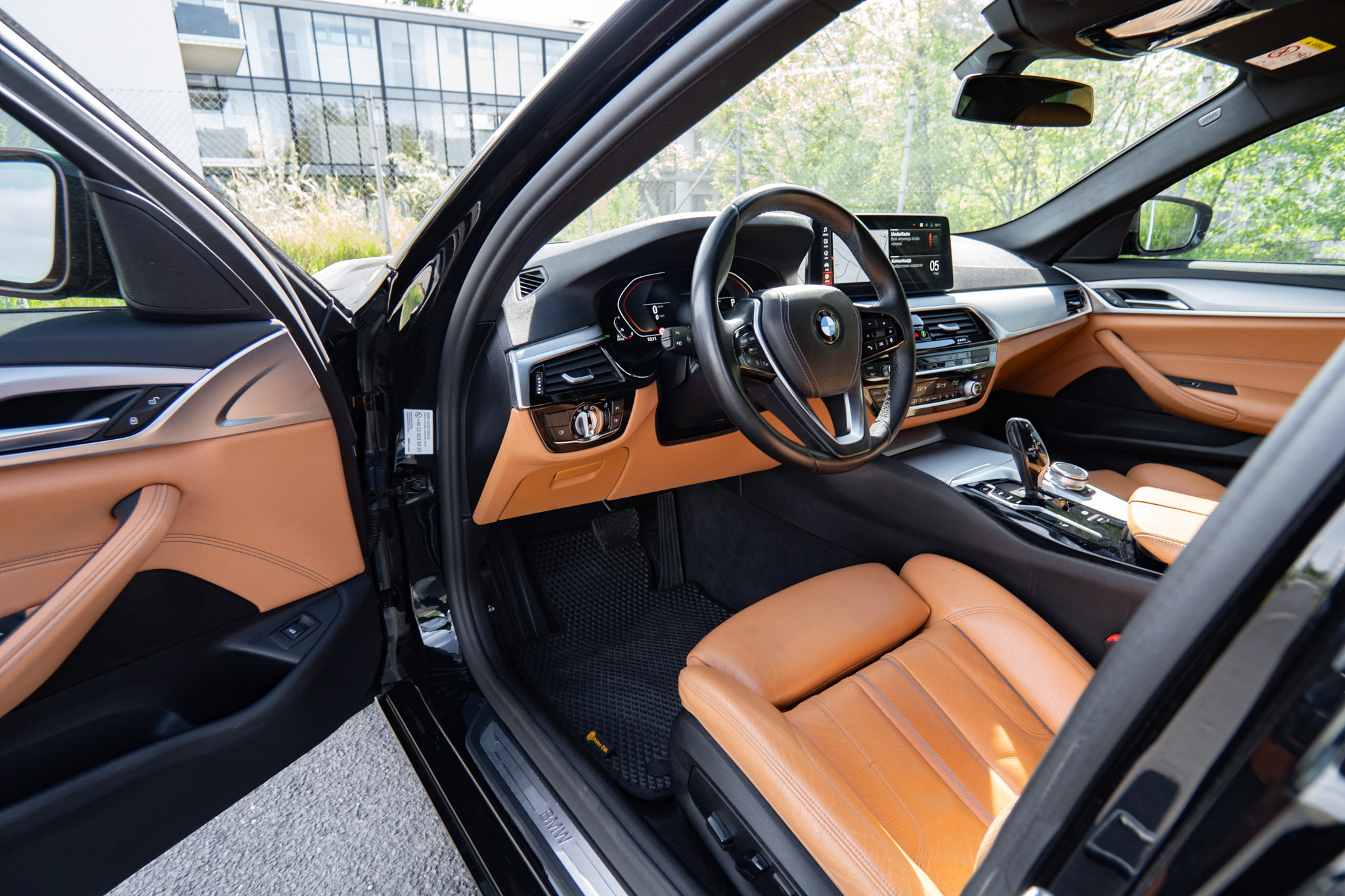 bmw-520d-xdrive-2020-9