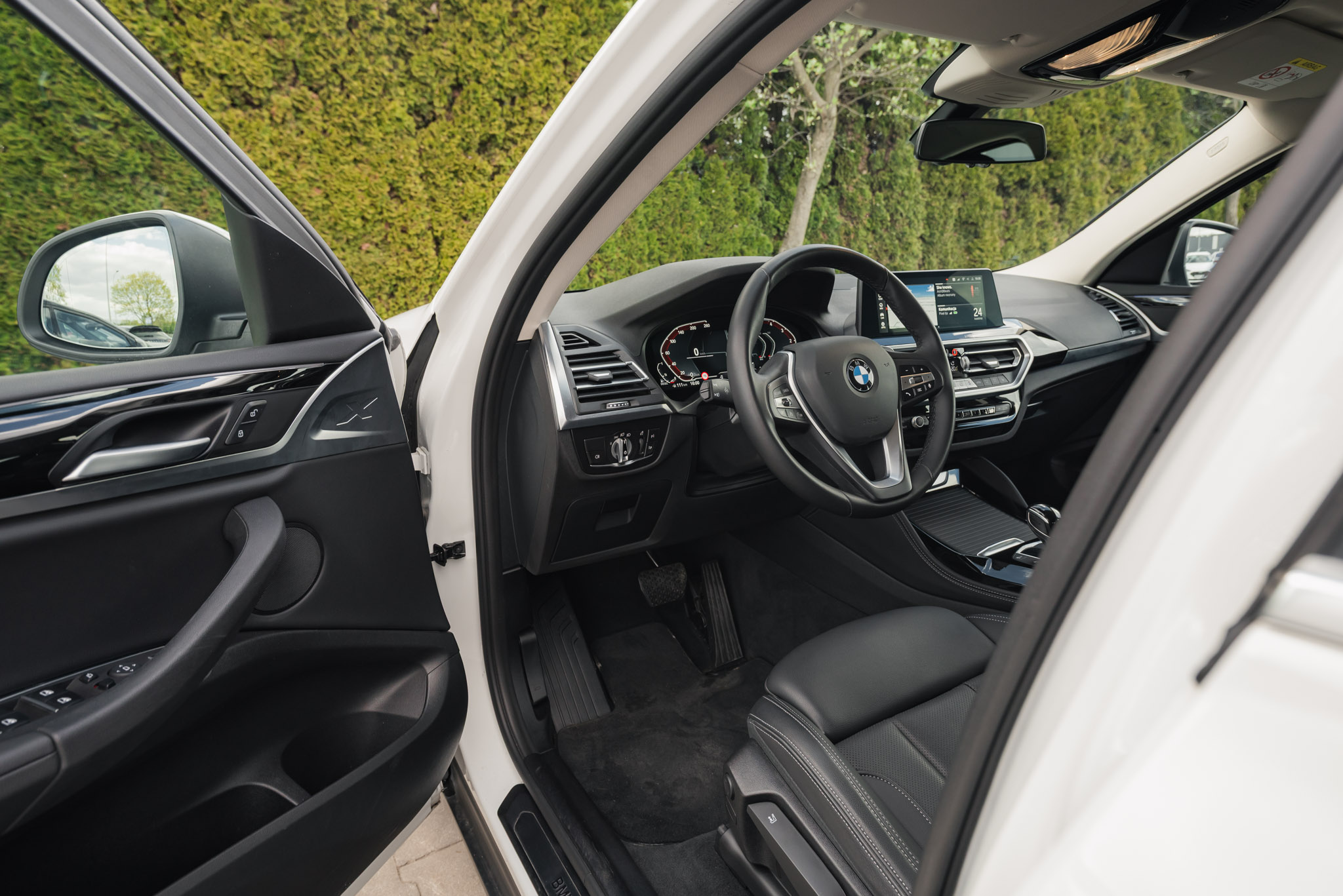 bmw-x4-xdrive20d-lci-alpine-white-2023-10