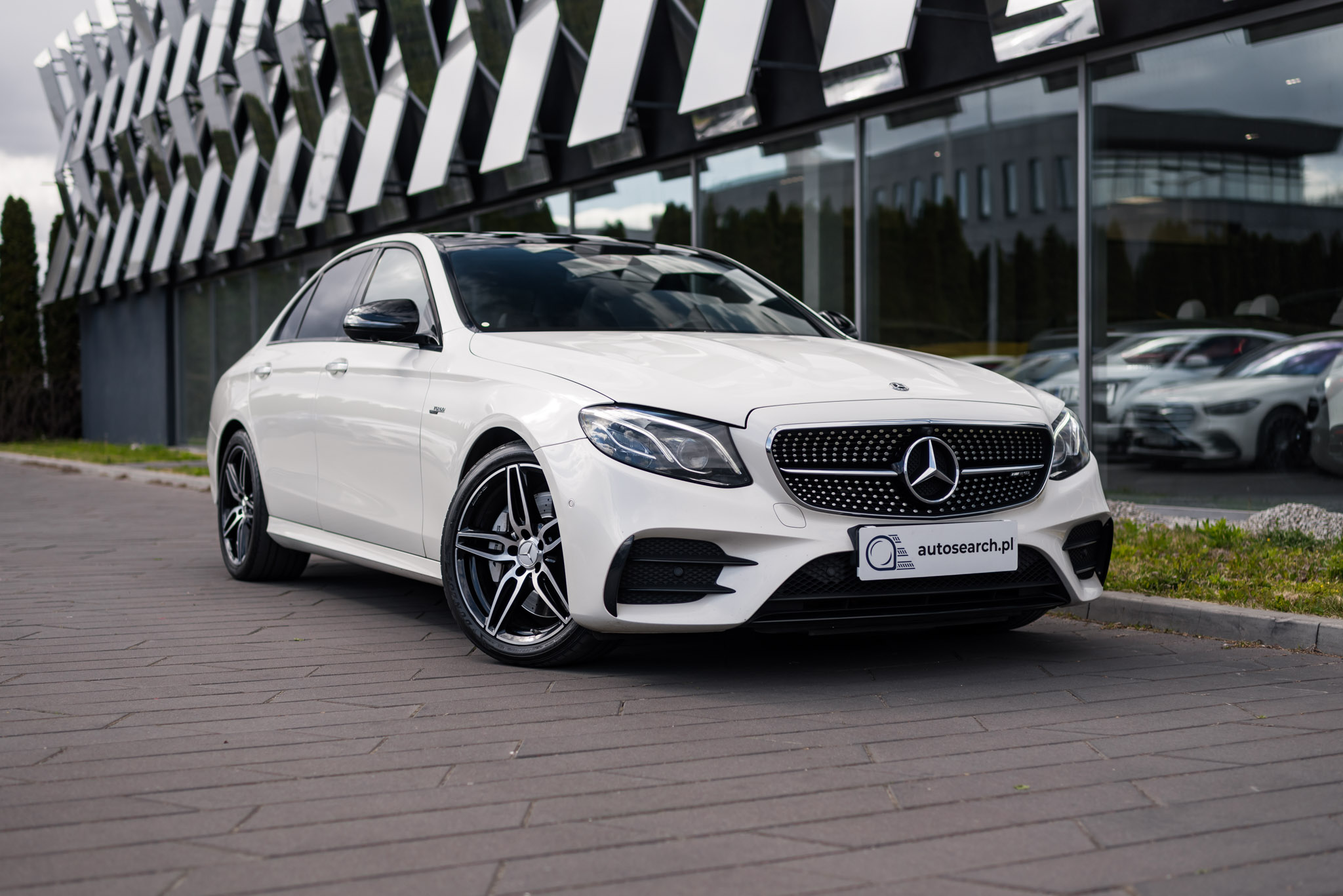 mercedes-amg-e53-diamond-white-bright-2019-1