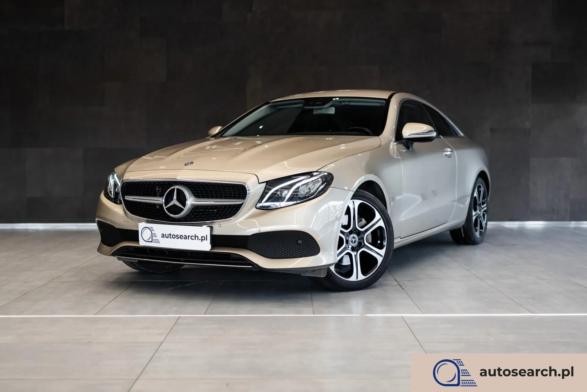 Mercedes-Benz Klasa E E Coupe 200 4MATIC