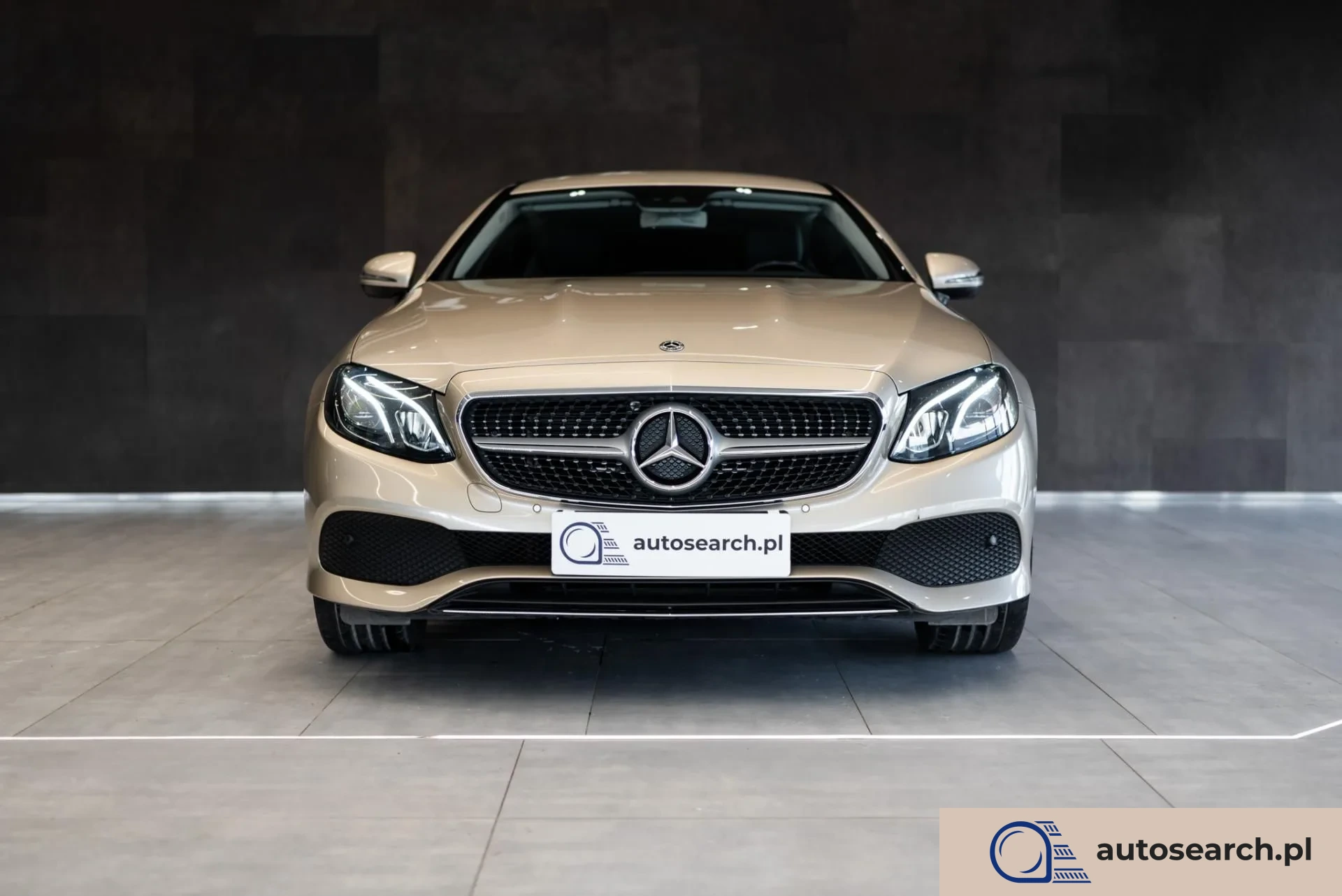 Mercedes-Benz Klasa E E Coupe 200 4MATIC