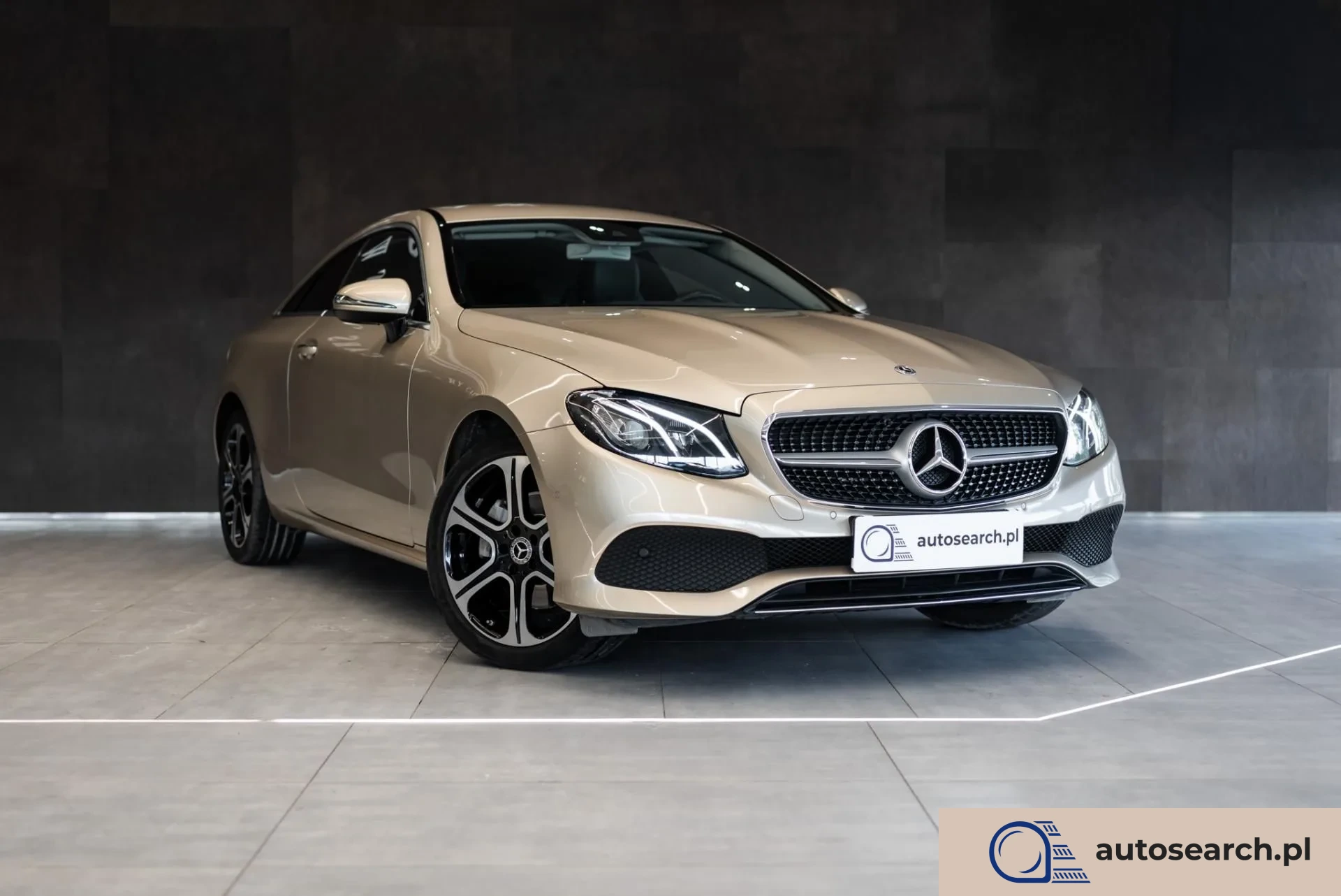 Mercedes-Benz Klasa E E Coupe 200 4MATIC
