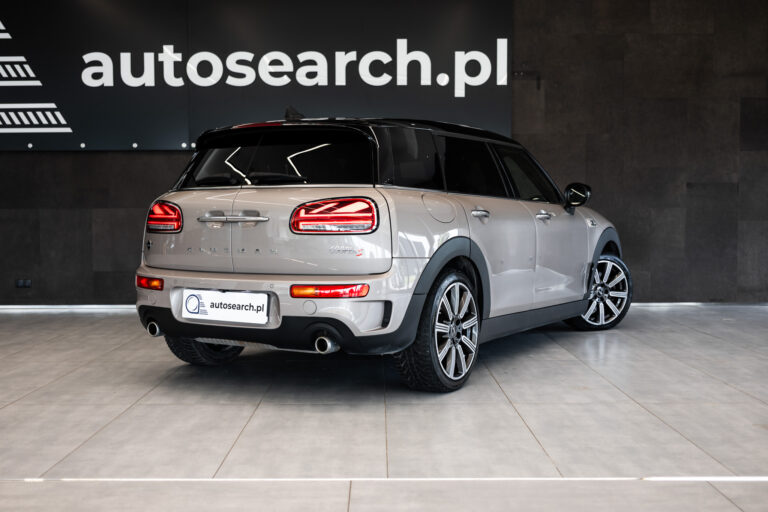 mini-clubman-cooper-s-rooftop-grey-2022-4
