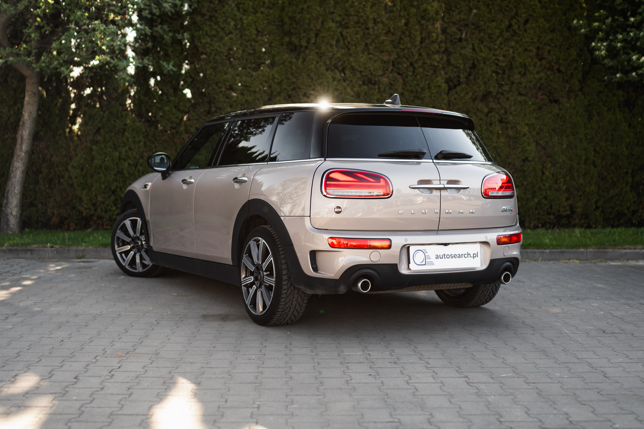 mini-clubman-cooper-s-rooftop-grey-2022-7