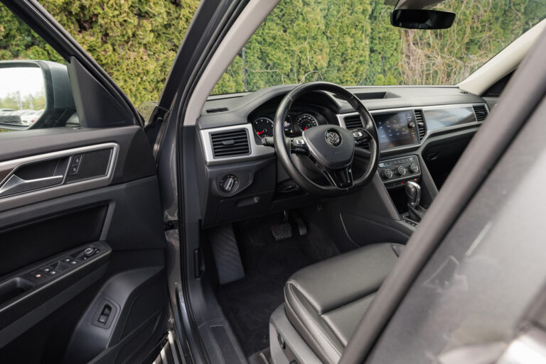 volkswagen-atlas-3-6-vr6-4motion-platinum-grey-2018-10
