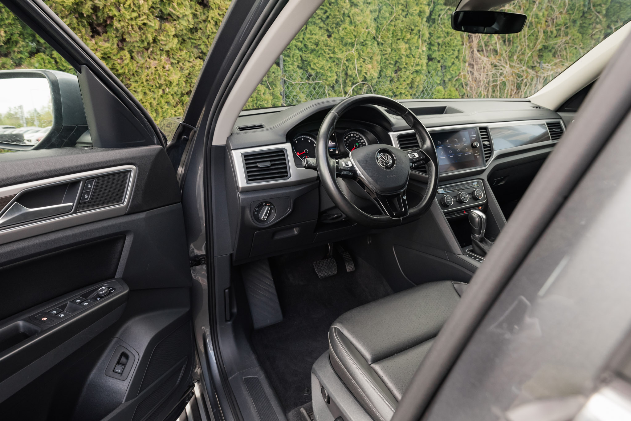 volkswagen-atlas-3-6-vr6-4motion-platinum-grey-2018-10