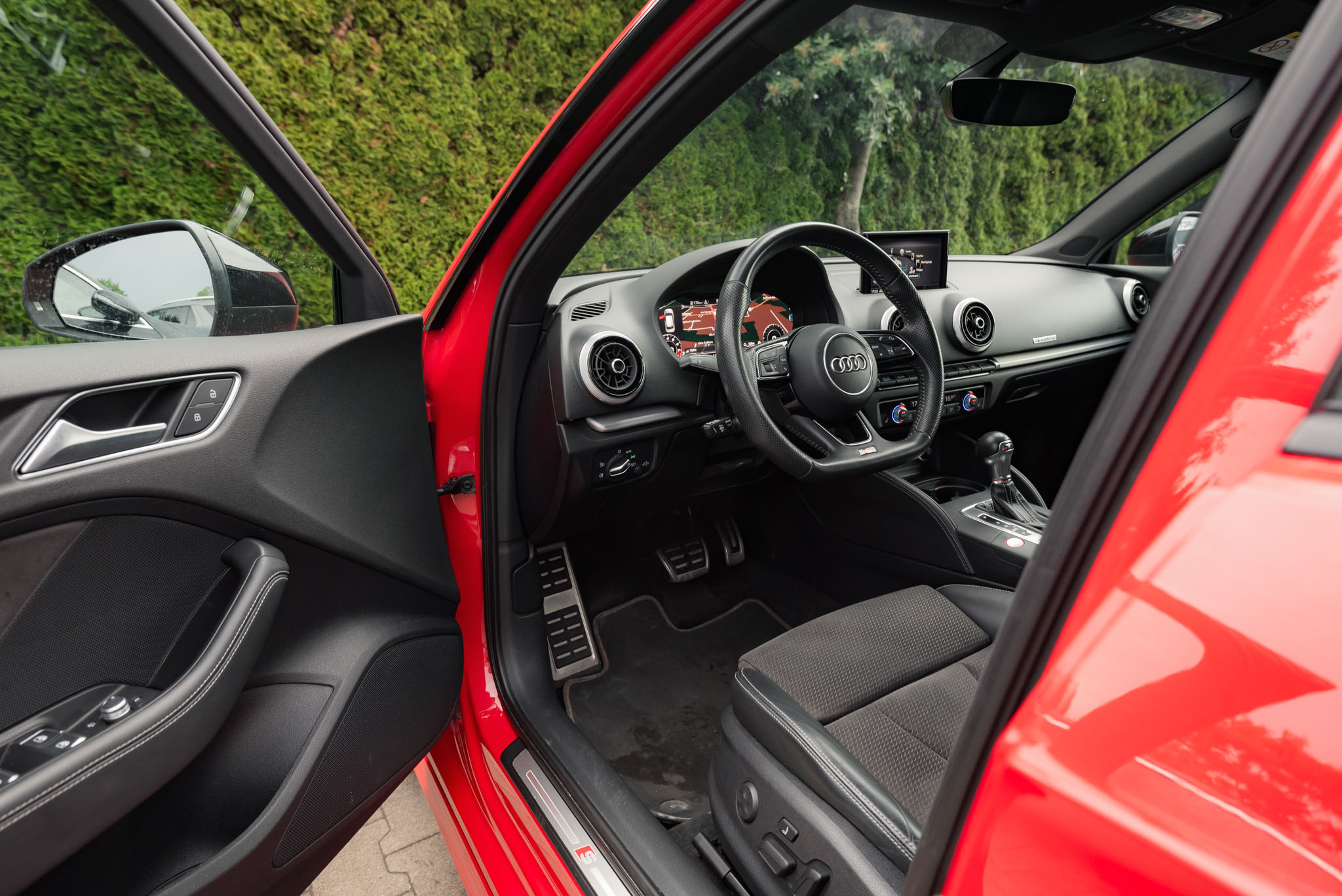 audi-s3-sportback-tango-red-2018-9