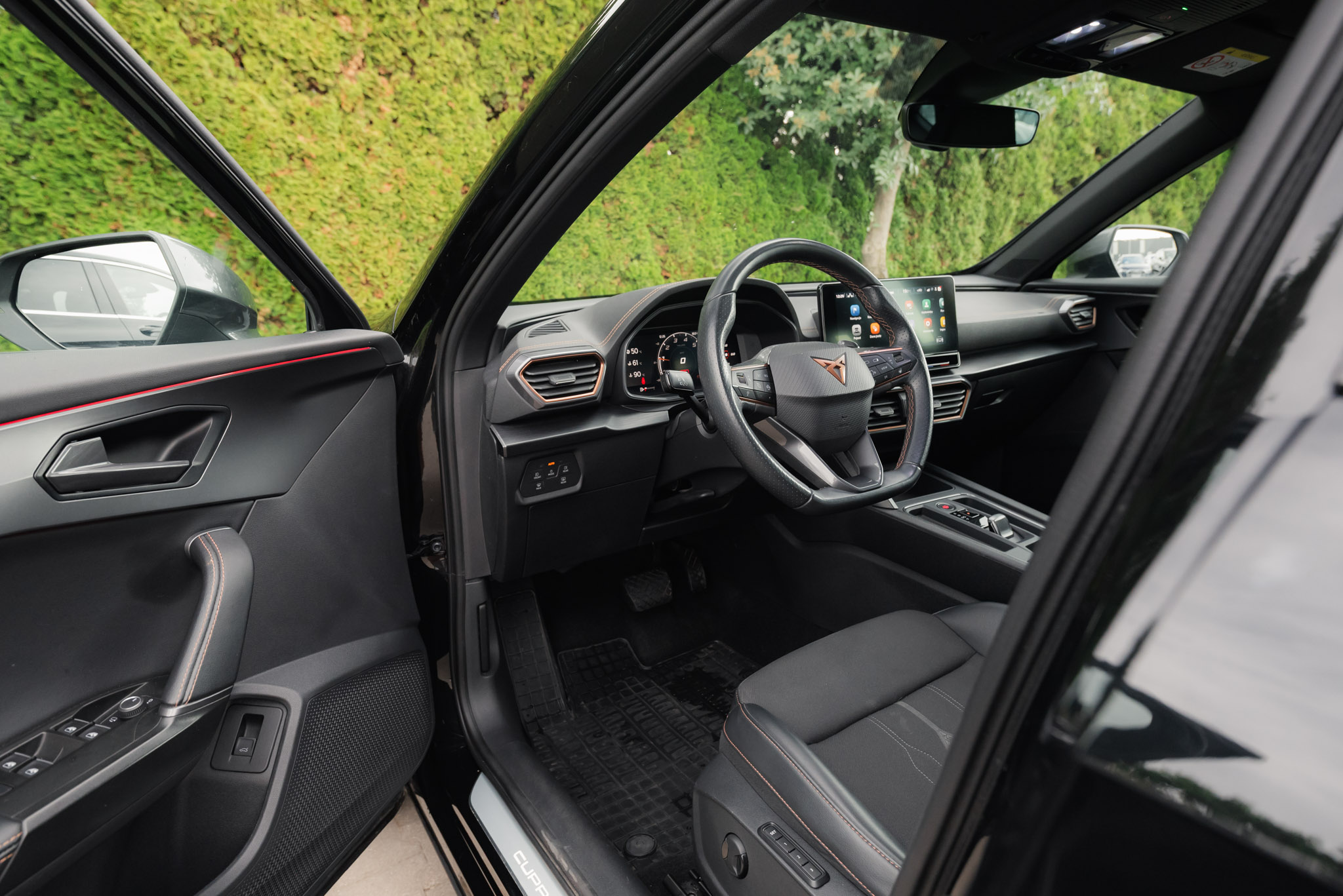 cupra-formentor-1-5-tsi-dsg-midnight-black-2023-9