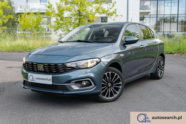 Fiat Tipo Nasza główna siedziba znajduje się w Warszawie. Posiadamy również oddział w Krakowie. Oferujemy możliwość transportu dowolnego pojazdu pomiędzy naszymi oddziałami. Zapraszamy do zapoznania się z pełną ofertą na stronie autosearch.pl.
