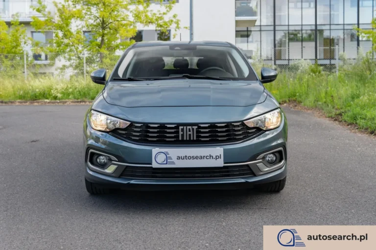 Fiat Tipo Nasza główna siedziba znajduje się w Warszawie. Posiadamy również oddział w Krakowie. Oferujemy możliwość transportu dowolnego pojazdu pomiędzy naszymi oddziałami. Zapraszamy do zapoznania się z pełną ofertą na stronie autosearch.pl.