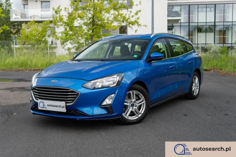 Ford Focus Nasza główna siedziba znajduje się w Warszawie. Posiadamy również oddział w Krakowie. Oferujemy możliwość transportu dowolnego pojazdu pomiędzy naszymi oddziałami. Zapraszamy do zapoznania się z pełną ofertą na stronie autosearch.pl.