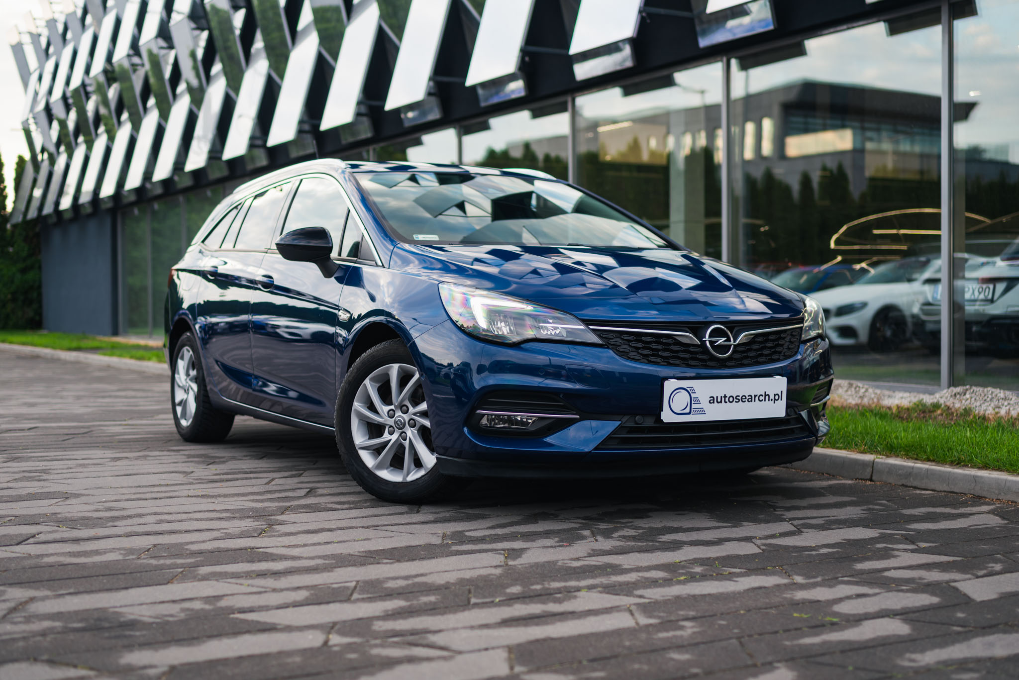 opel-astra-sports-tourer-blue-1-5-cdti-blue-2021-1
