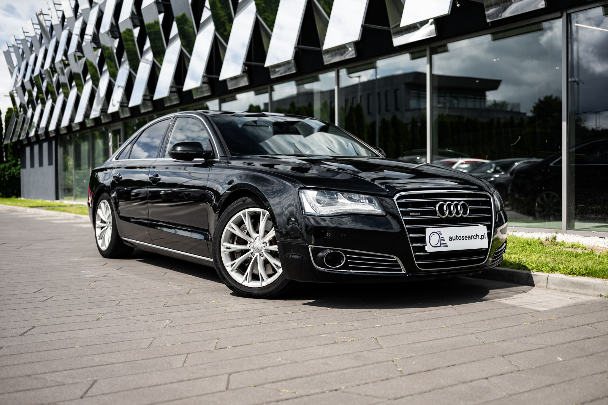 audi-a8-4-2-tdi-quattro-black-2010-1