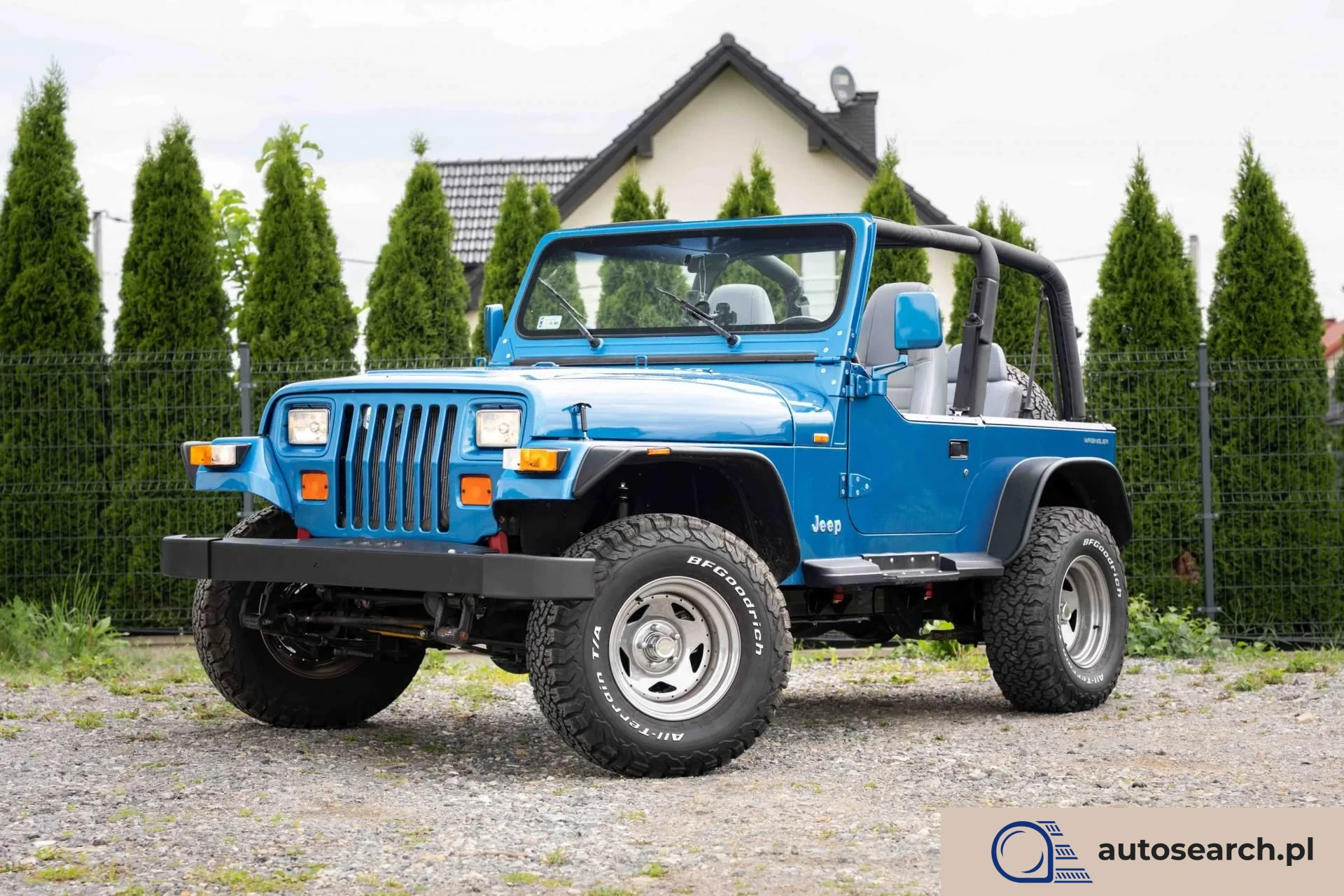 Jeep Wrangler Nasza główna siedziba znajduje się w Warszawie. Posiadamy również oddział w Katowicach. Oferujemy możliwość transportu dowolnego pojazdu pomiędzy naszymi oddziałami. Zapraszamy do zapoznania się z pełną ofertą na stronie autosearch.pl.