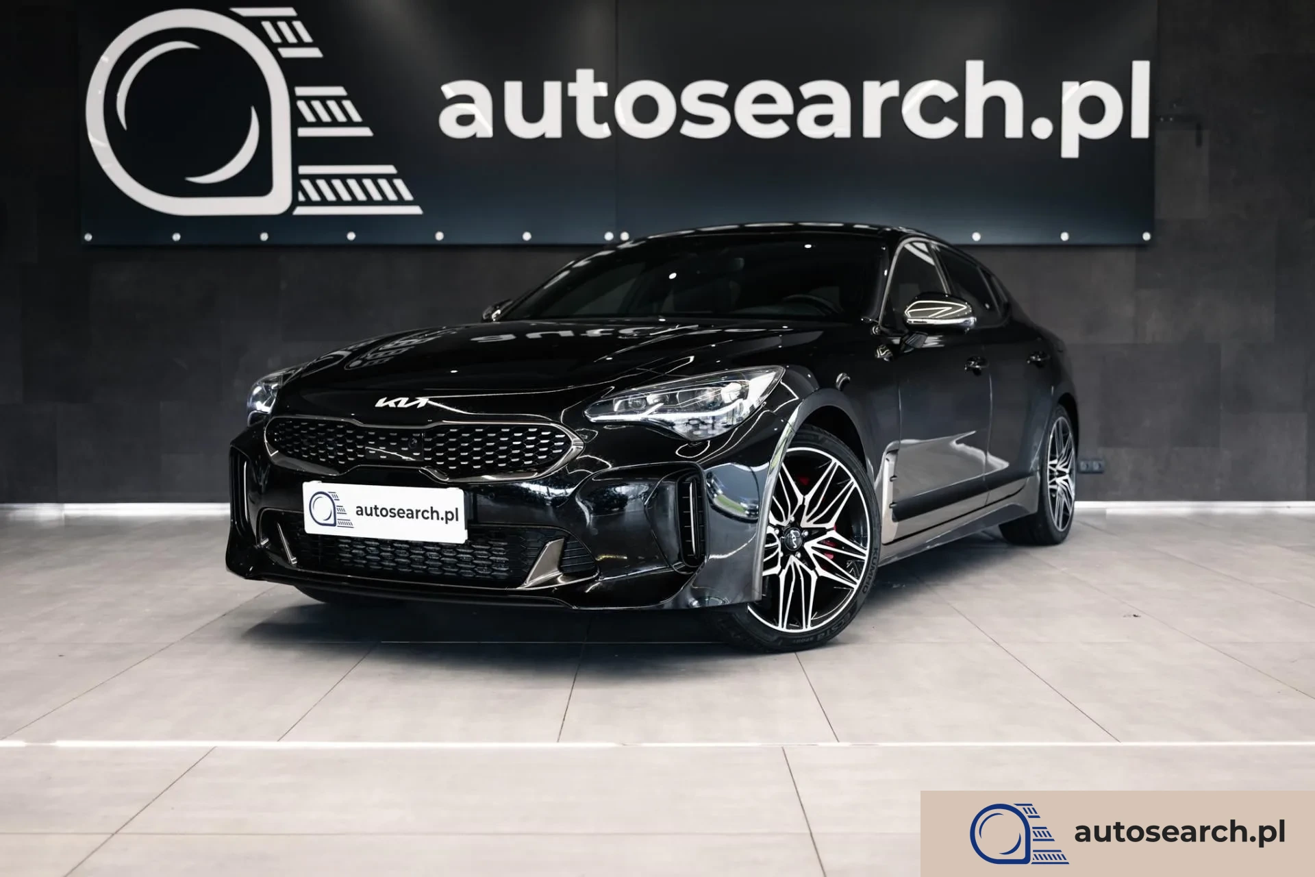 Kia Stinger GT 3.3 T-GDi AWD z 2021 roku.