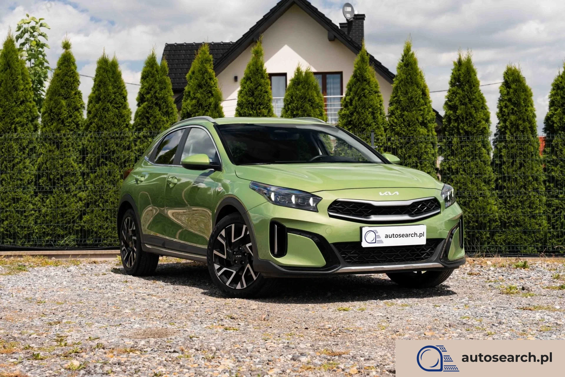 Kia XCeed Nasza główna siedziba znajduje się w Warszawie. Posiadamy również oddział w Katowicach. Oferujemy możliwość transportu dowolnego pojazdu pomiędzy oddział w Katowicach. Oferujemy możliwość transportu dowolnego pojazdu pomiędzy naszymi oddziałami. Zapraszamy do zapoznania się z pełną ofertą na stronie autosearch.pl.