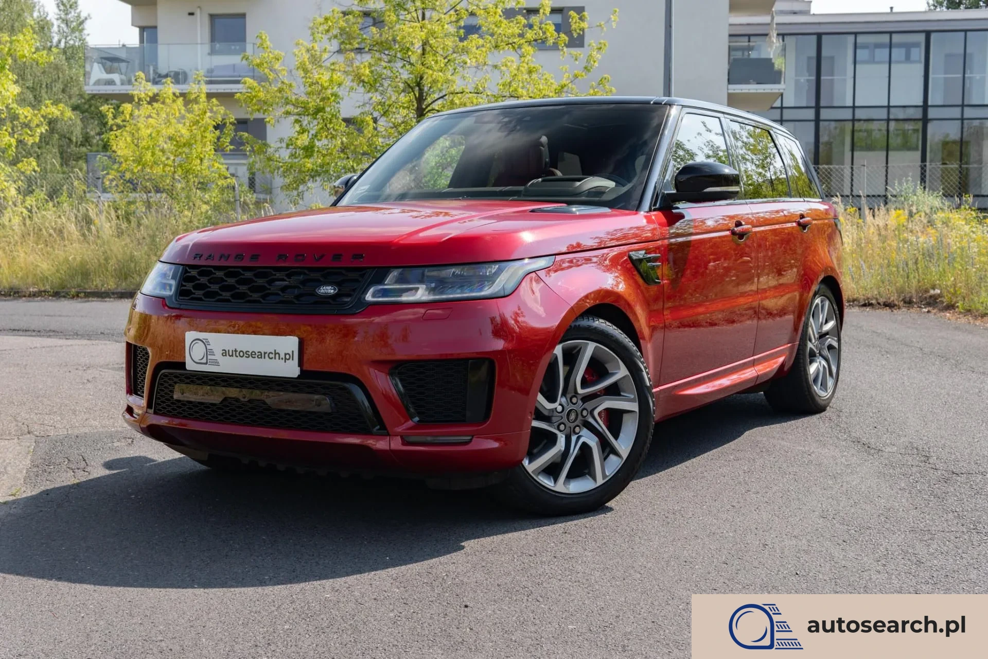 Land Rover Range Rover Nasza główna siedziba znajduje się w Warszawie. Posiadamy również oddział w Krakowie. Oferujemy możliwość transportu dowolnego pojazdu pomiędzy naszymi oddziałami. Zapraszamy do zapoznania się z pełną ofertą na stronie autosearch.pl.