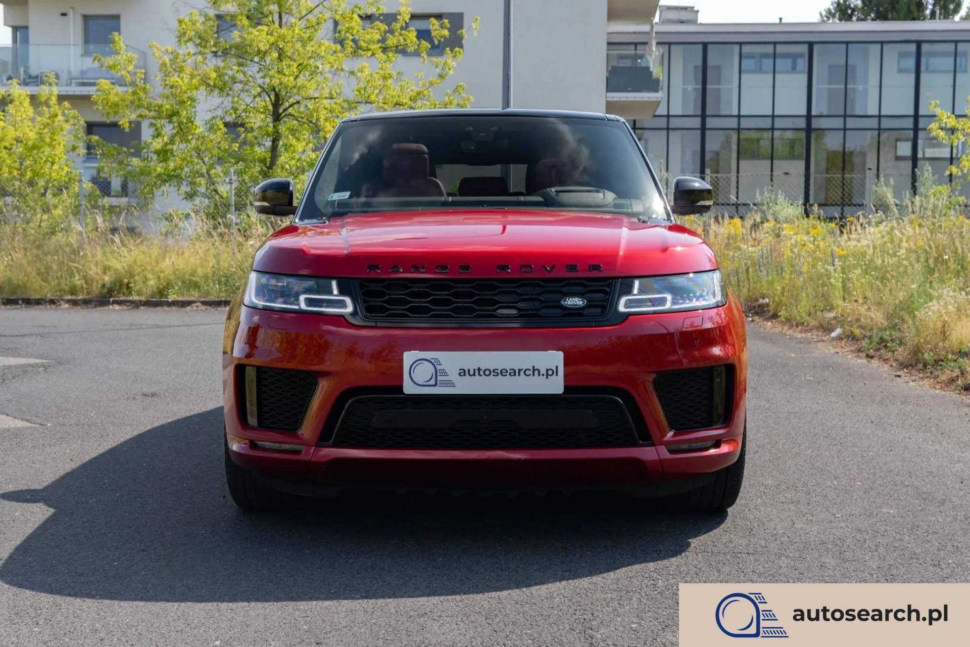 Land Rover Range Rover Nasza główna siedziba znajduje się w Warszawie. Posiadamy również oddział w Krakowie. Oferujemy możliwość transportu dowolnego pojazdu pomiędzy naszymi oddziałami. Zapraszamy do zapoznania się z pełną ofertą na stronie autosearch.pl.