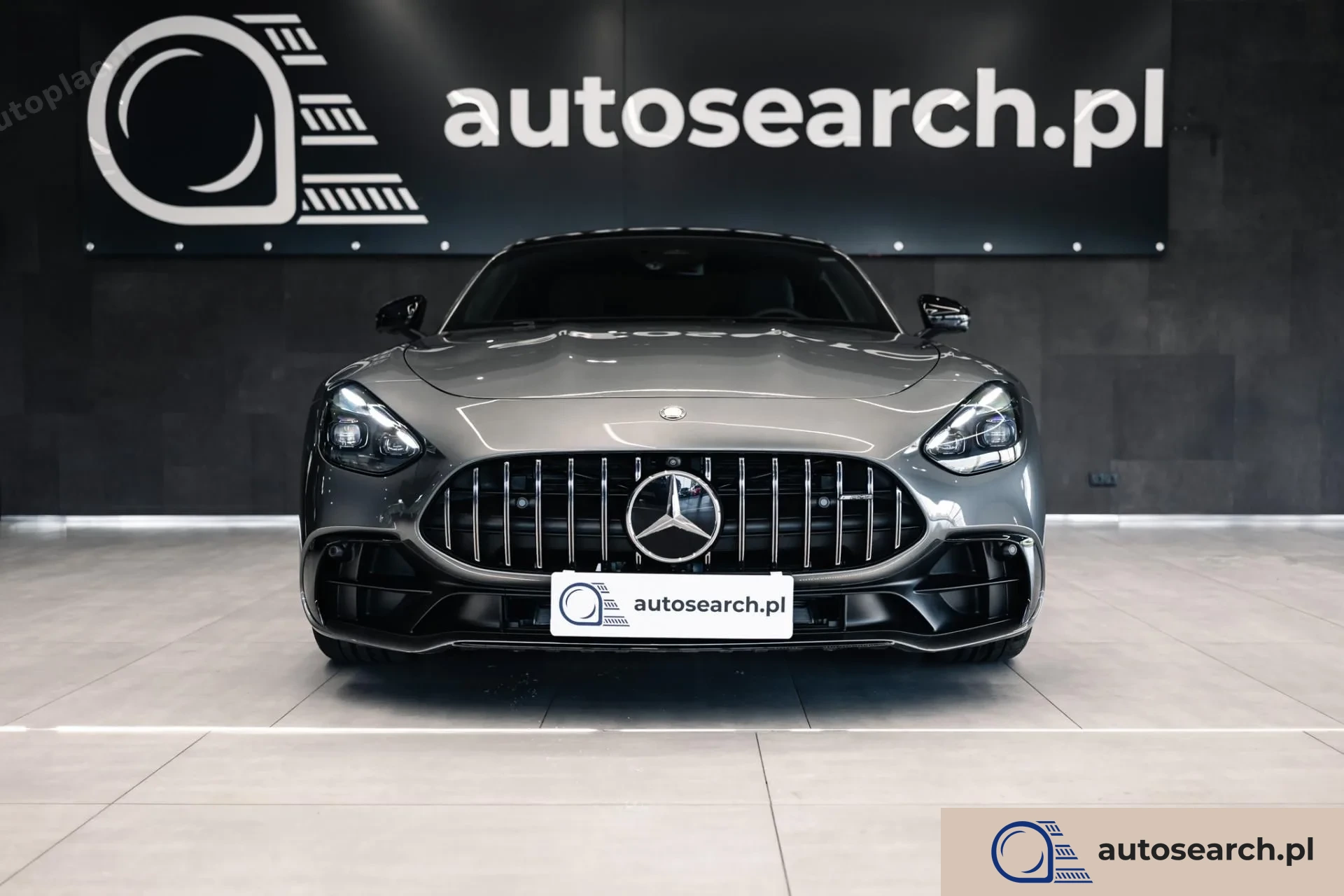 Mercedes-Benz AMG GT Posiadamy do zaoferowania na sprzedaż nowy samochód Mercedes-Benz AMG GT 43