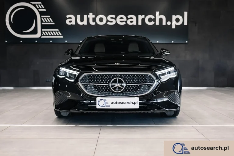 Mercedes-Benz Klasa E Posiadamy do zaoferowania na sprzedaż nowy samochód Mercedes-Benz E 200d AVANTGARDE Night