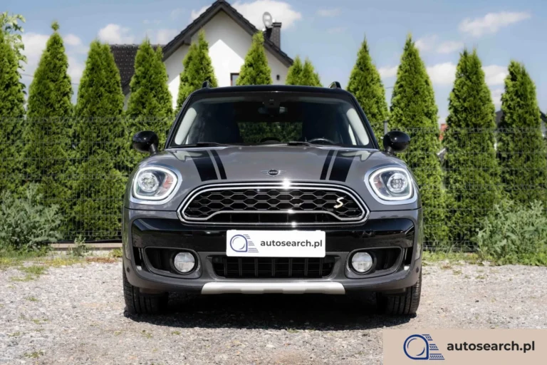 Mini Countryman Nasza główna siedziba znajduje się w Warszawie. Posiadamy również oddział w Katowicach. Oferujemy możliwość transportu dowolnego pojazdu pomiędzy naszymi oddziałami. Zapraszamy do zapoznania się z pełną ofertą na stronie autosearch.pl.