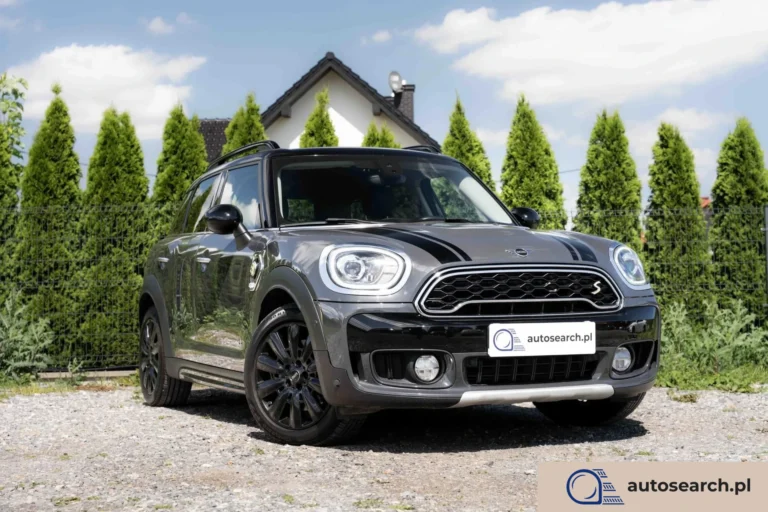 Mini Countryman Nasza główna siedziba znajduje się w Warszawie. Posiadamy również oddział w Katowicach. Oferujemy możliwość transportu dowolnego pojazdu pomiędzy naszymi oddziałami. Zapraszamy do zapoznania się z pełną ofertą na stronie autosearch.pl.