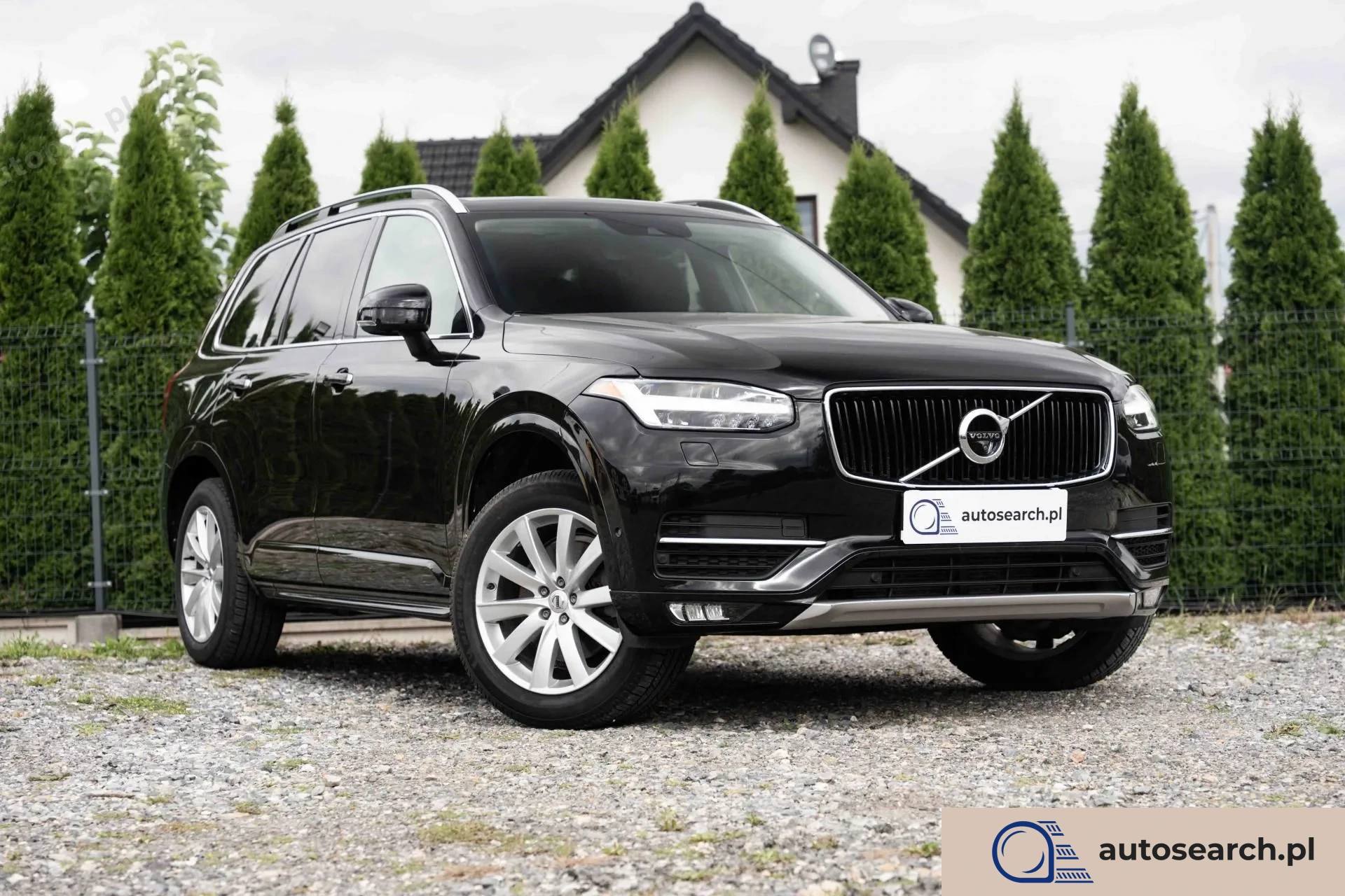 Volvo Xc 90 Nasza główna siedziba znajduje się w Warszawie. Posiadamy również oddział w Katowicach. Oferujemy możliwość transportu dowolnego pojazdu pomiędzy naszymi oddziałami. Zapraszamy do zapoznania się z pełną ofertą na stronie autosearch.pl.