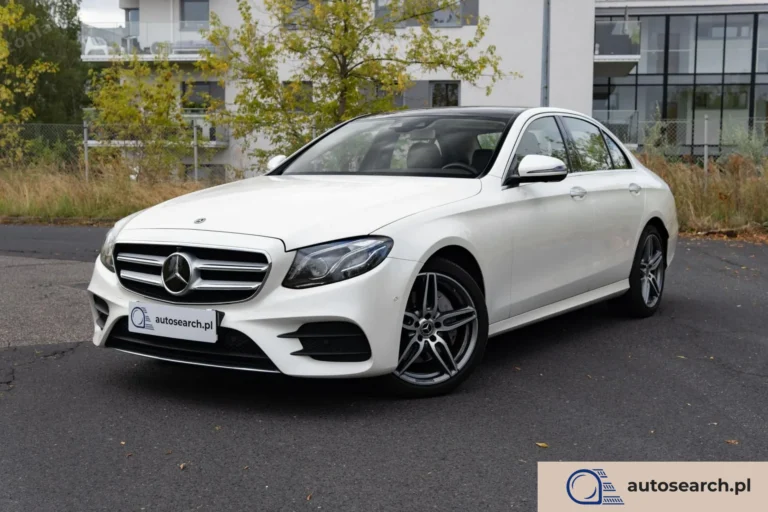 Mercedes-Benz Klasa E E220d 9-G TRONIC Exclusive