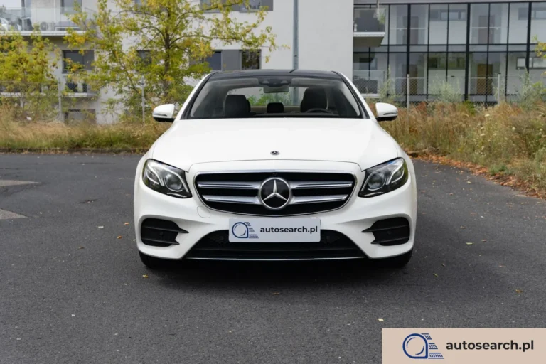 Mercedes-Benz Klasa E E220d 9-G TRONIC Exclusive