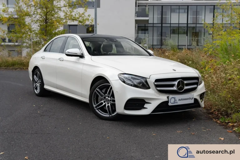 Mercedes-Benz Klasa E E220d 9-G TRONIC Exclusive