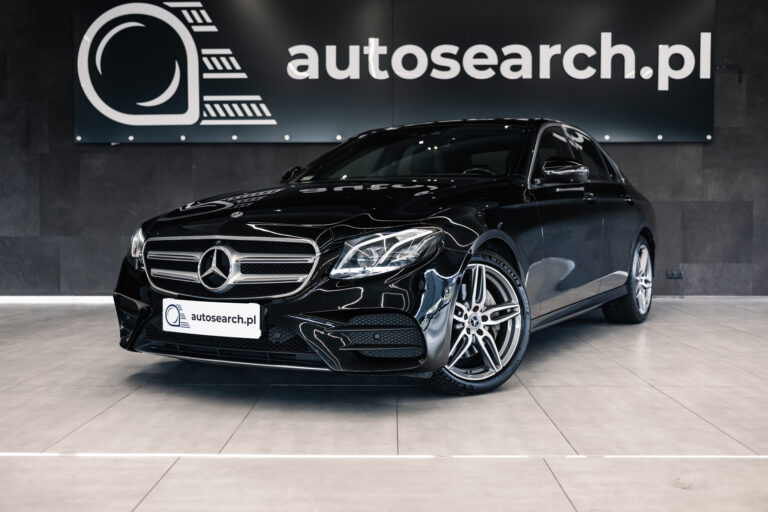 mercedes-e220d-4matic-amg-line-black-2017-1