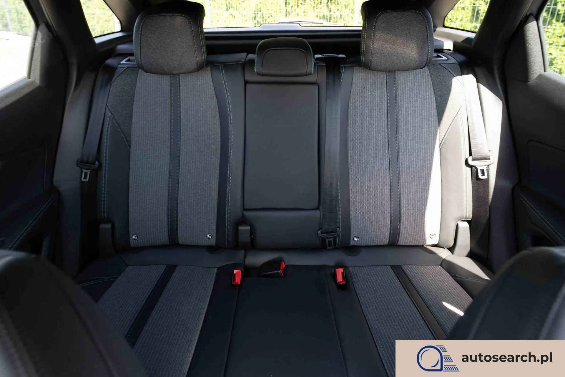 Peugeot 3008 1.2 - zdjęcie 28