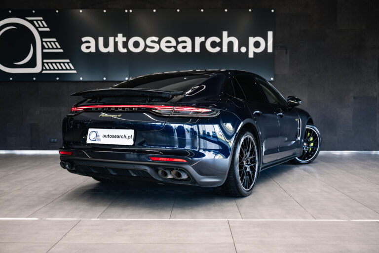 porsche-panamera-4-e-hybrid-night-blue-2022-4