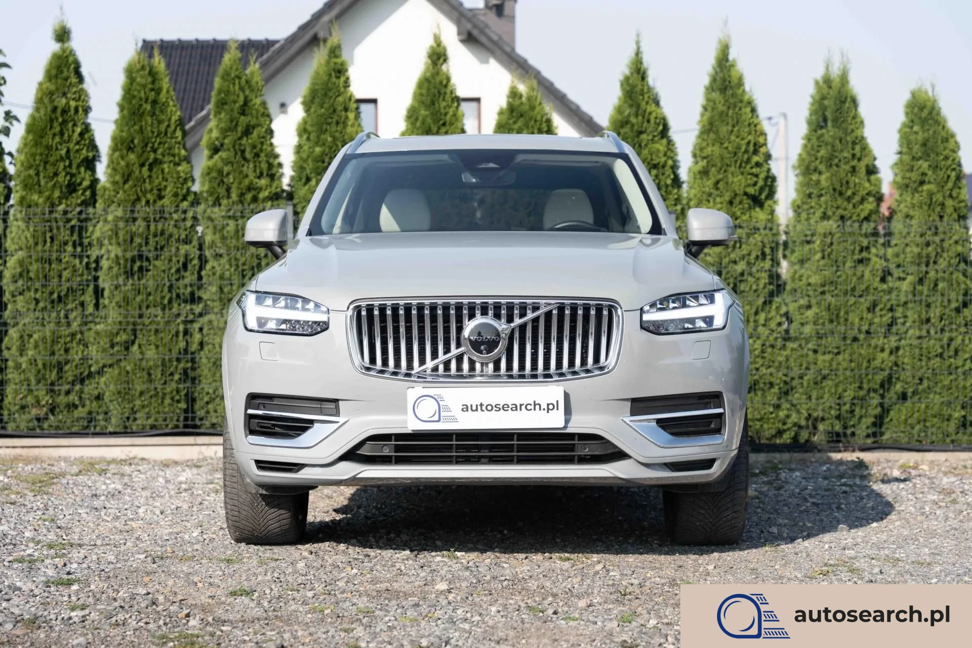 Volvo Xc 90 Nasza główna siedziba znajduje się w Warszawie. Posiadamy również oddział w Katowicach. Oferujemy możliwość transportu dowolnego pojazdu pomiędzy naszymi oddziałami. Zapraszamy do zapoznania się z pełną ofertą na stronie autosearch.pl.