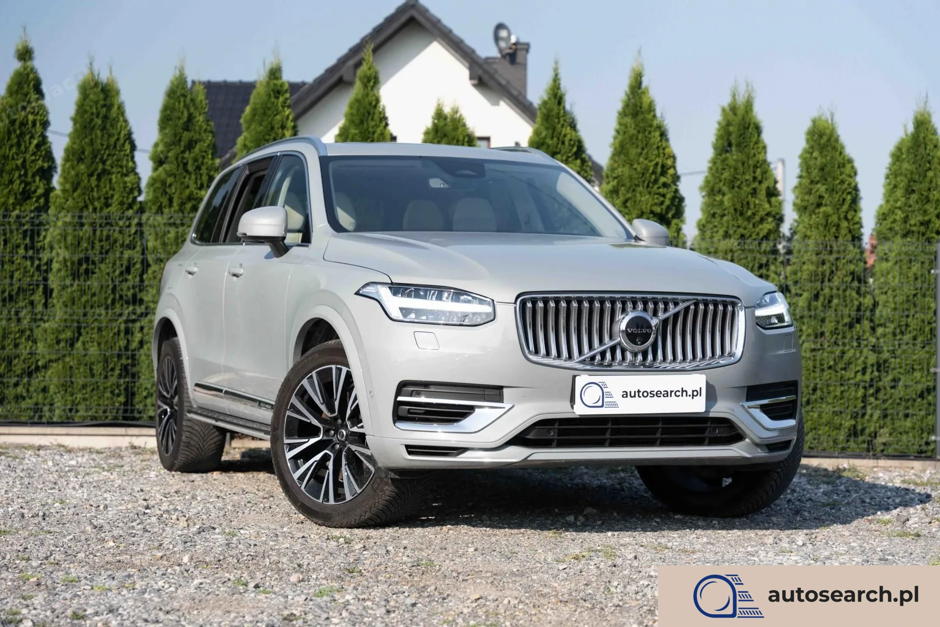 Volvo Xc 90 Nasza główna siedziba znajduje się w Warszawie. Posiadamy również oddział w Katowicach. Oferujemy możliwość transportu dowolnego pojazdu pomiędzy naszymi oddziałami. Zapraszamy do zapoznania się z pełną ofertą na stronie autosearch.pl.