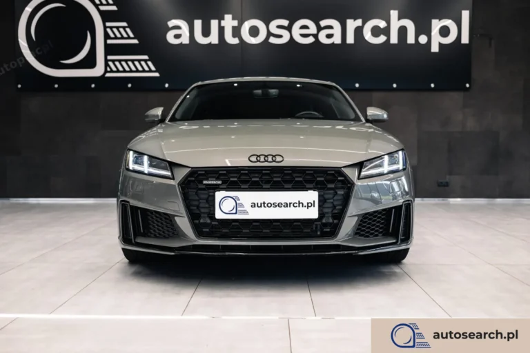 Audi TT 8S