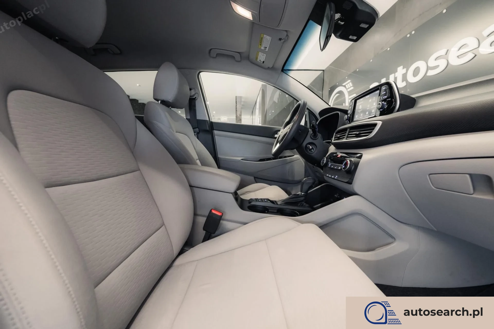 Hyundai Tucson 2.0 GDi HTRAC - zdjęcie 28
