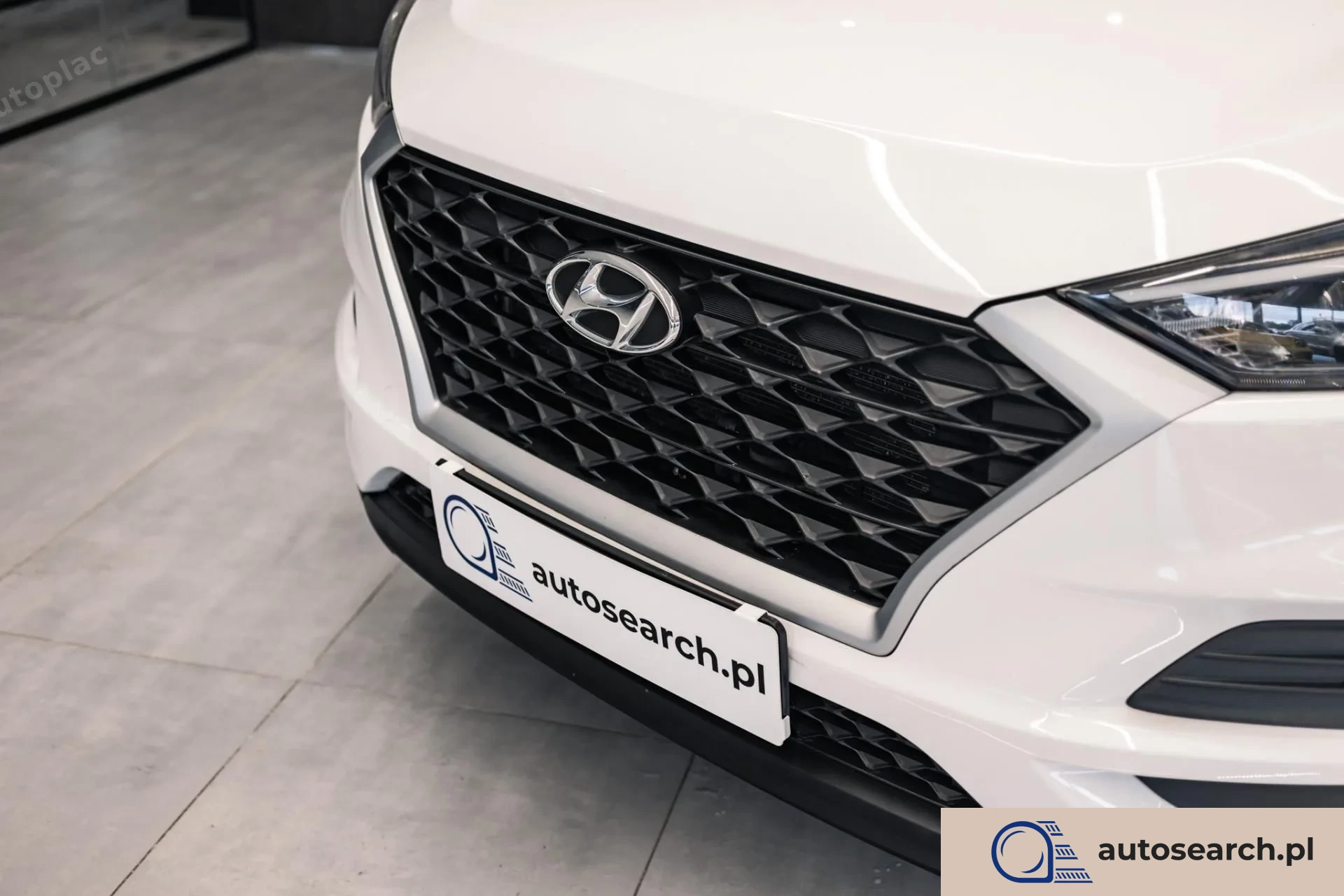 Hyundai Tucson 2.0 GDi HTRAC - zdjęcie 32