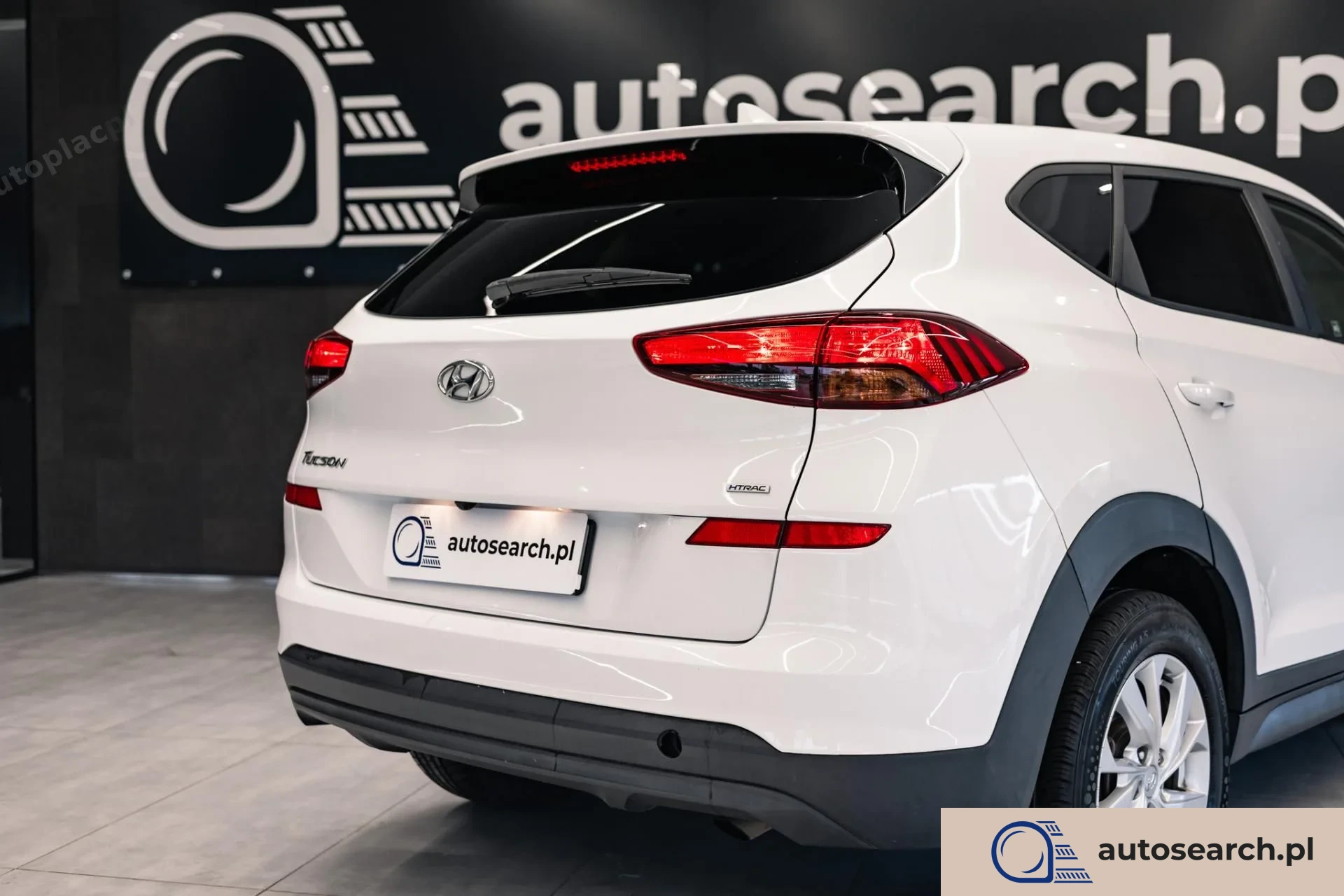 Hyundai Tucson 2.0 GDi HTRAC - zdjęcie 33