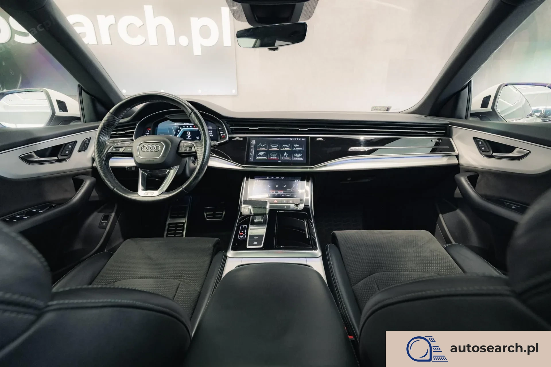 Audi SQ8 - zdjęcie 10