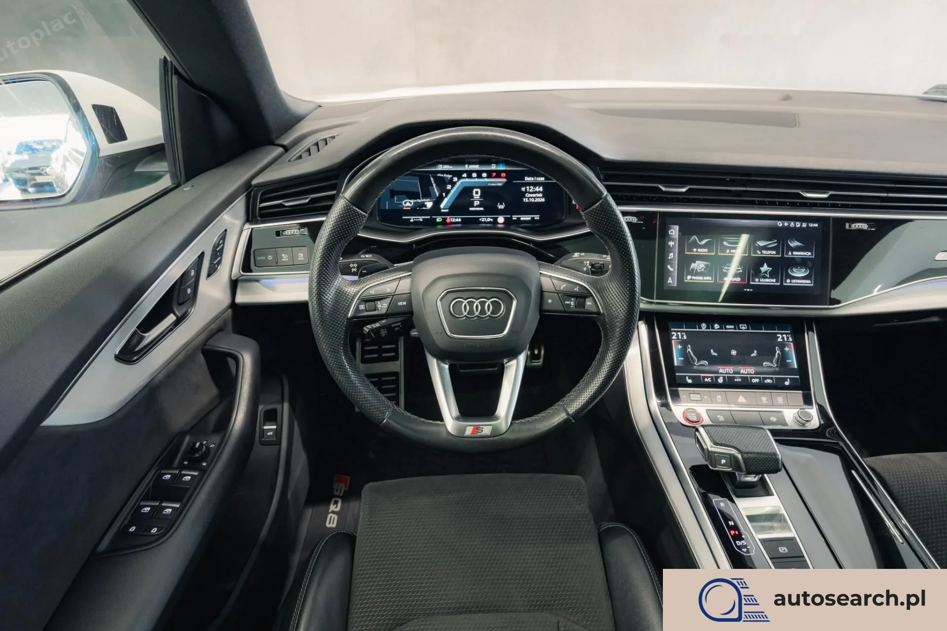 Audi SQ8 - zdjęcie 11
