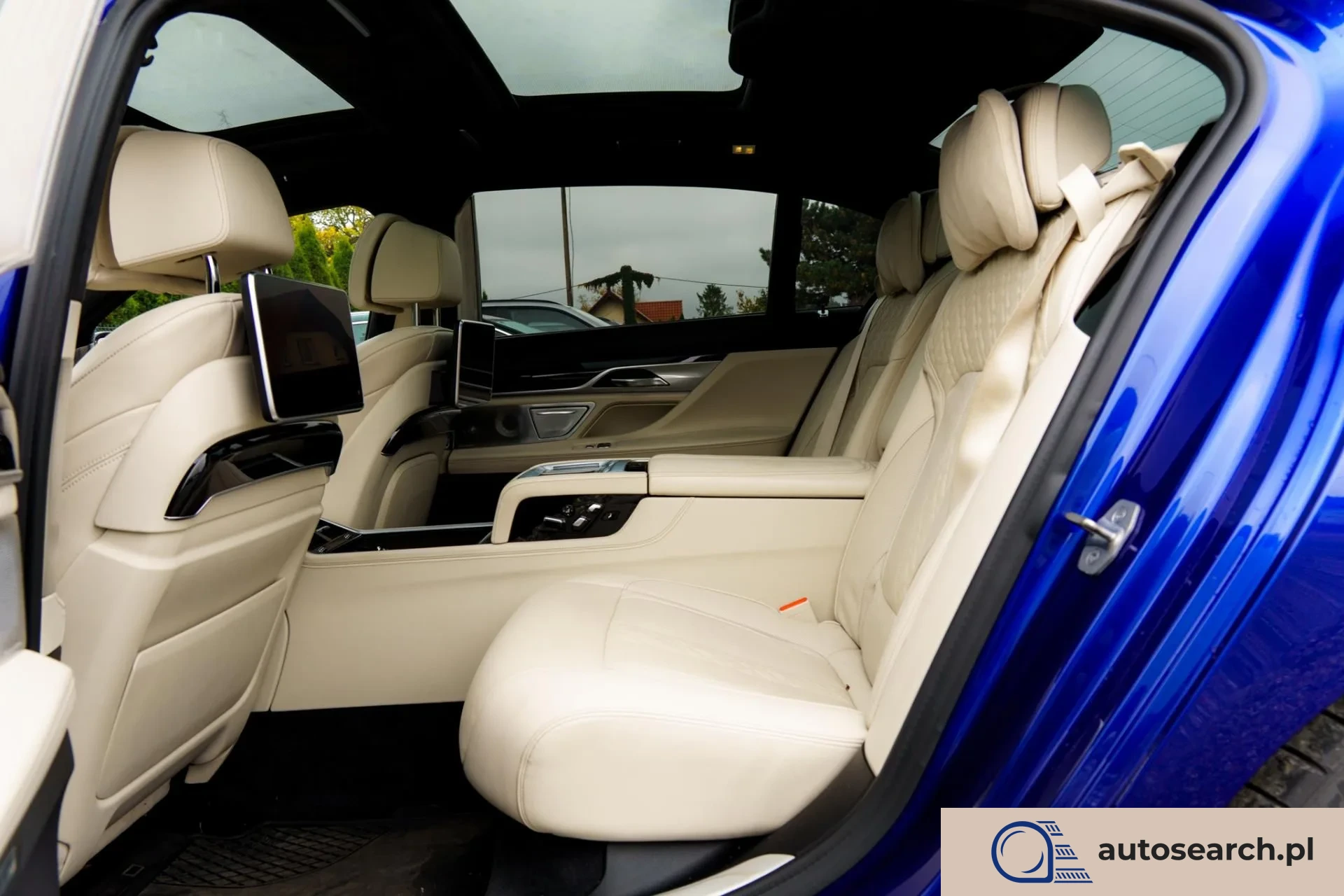 BMW M760Li xDrive - zdjęcie 14