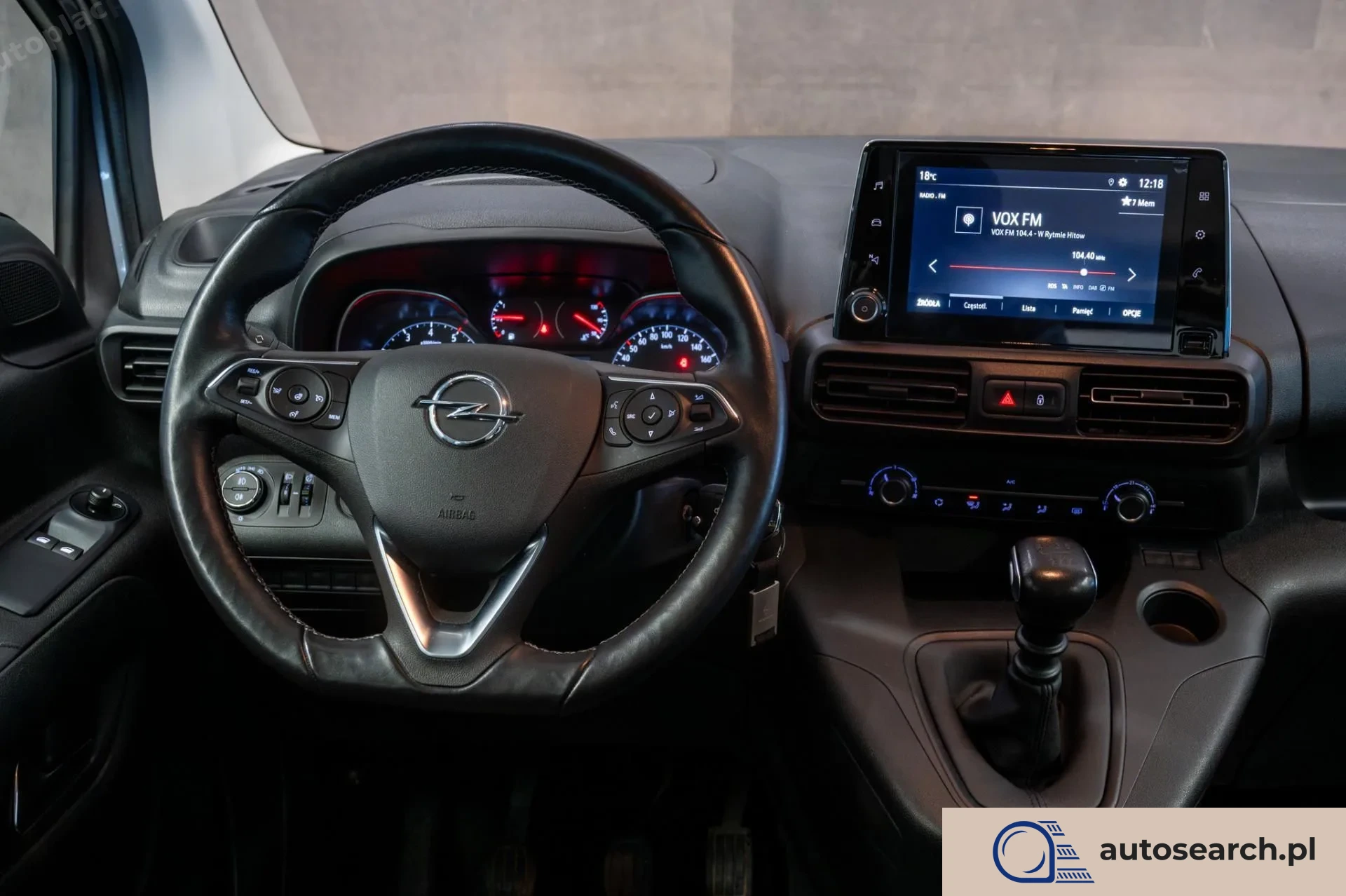 Opel Combo Life 1.2 Turbo - zdjęcie 11